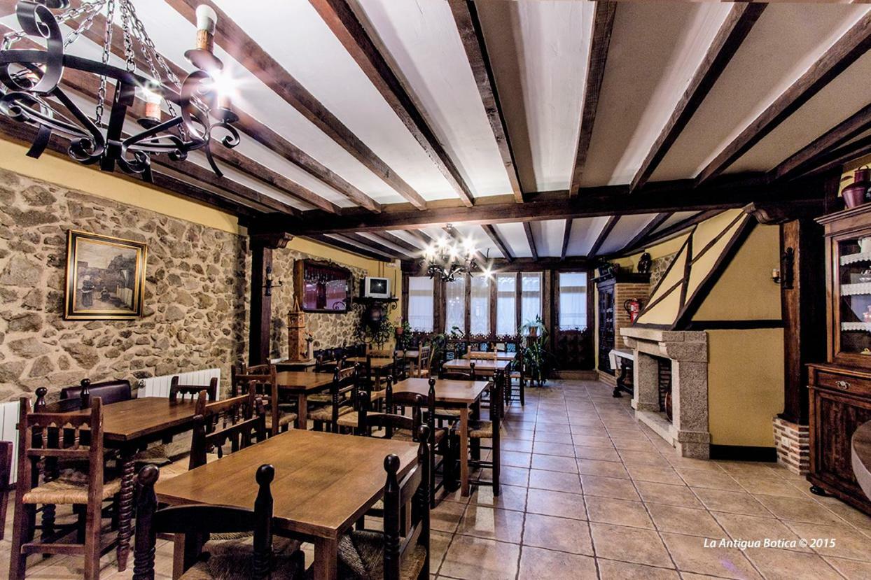 La Antigua Botica Guest House Pasaron  Ngoại thất bức ảnh