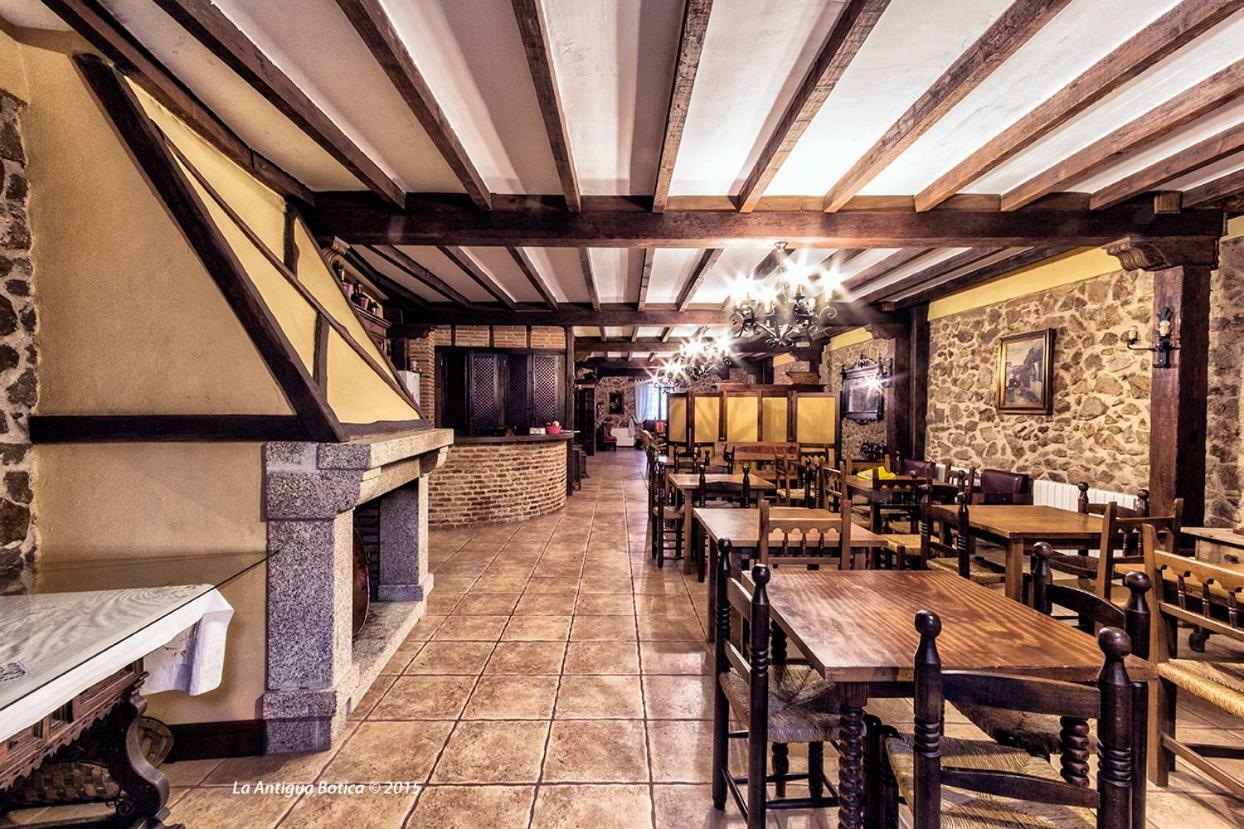 La Antigua Botica Guest House Pasaron  Ngoại thất bức ảnh